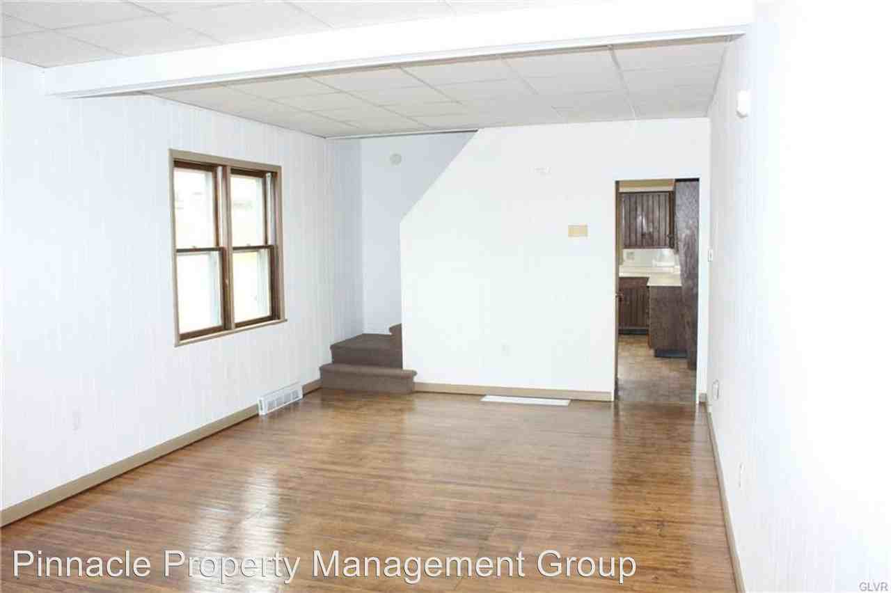410 Messinger St - Photo 3 of 11