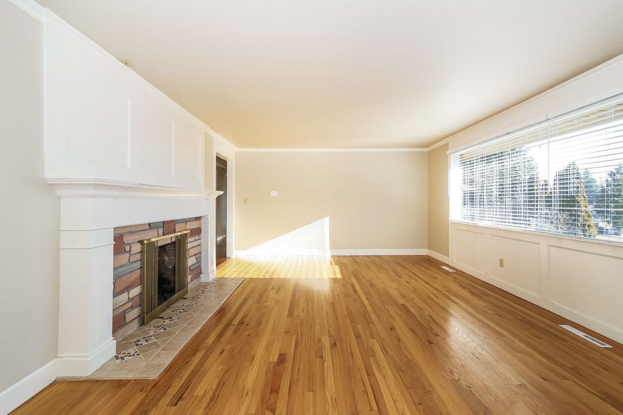 4849 Spire Ln - Photo 2 of 21