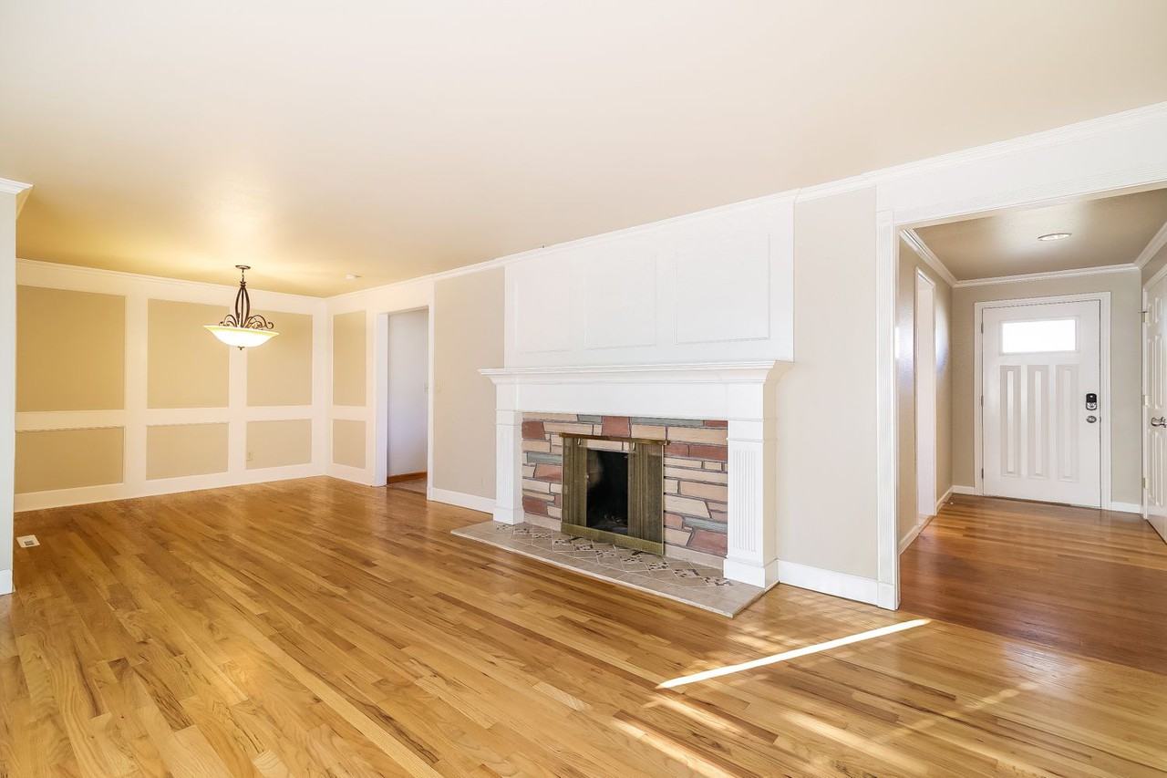 4849 Spire Ln - Photo 3 of 21