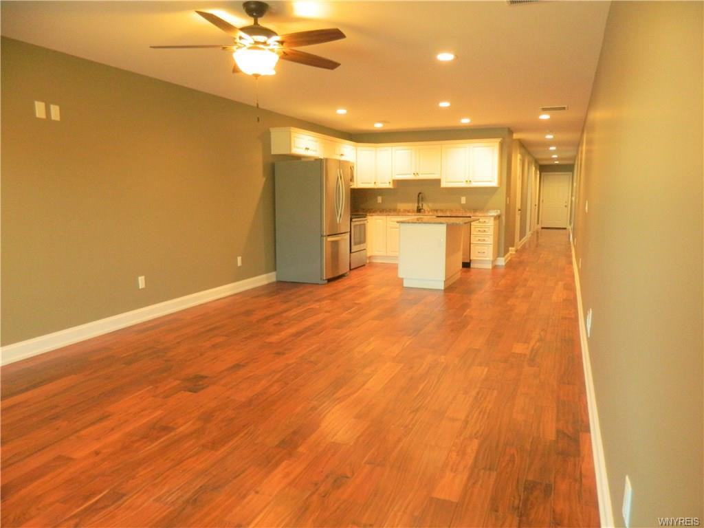 417 Center St - Photo 3 of 10