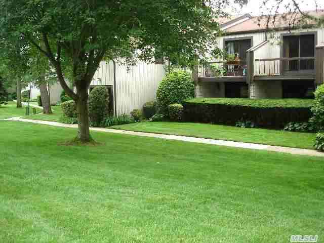 81 Richmond Blvd - Photo 3 of 7