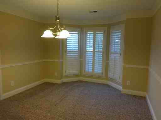 800 Merlock Pass - Photo 2 of 16