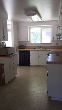 771 NE Jenny Ln - Photo 2 of 8