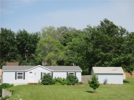 3401 NE 83rd St - Photo 2 of 29