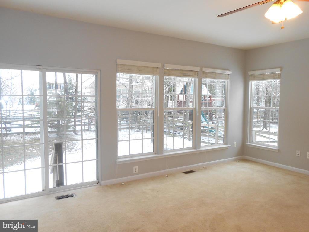 12540 Rickwood Court - Photo 3 of 35