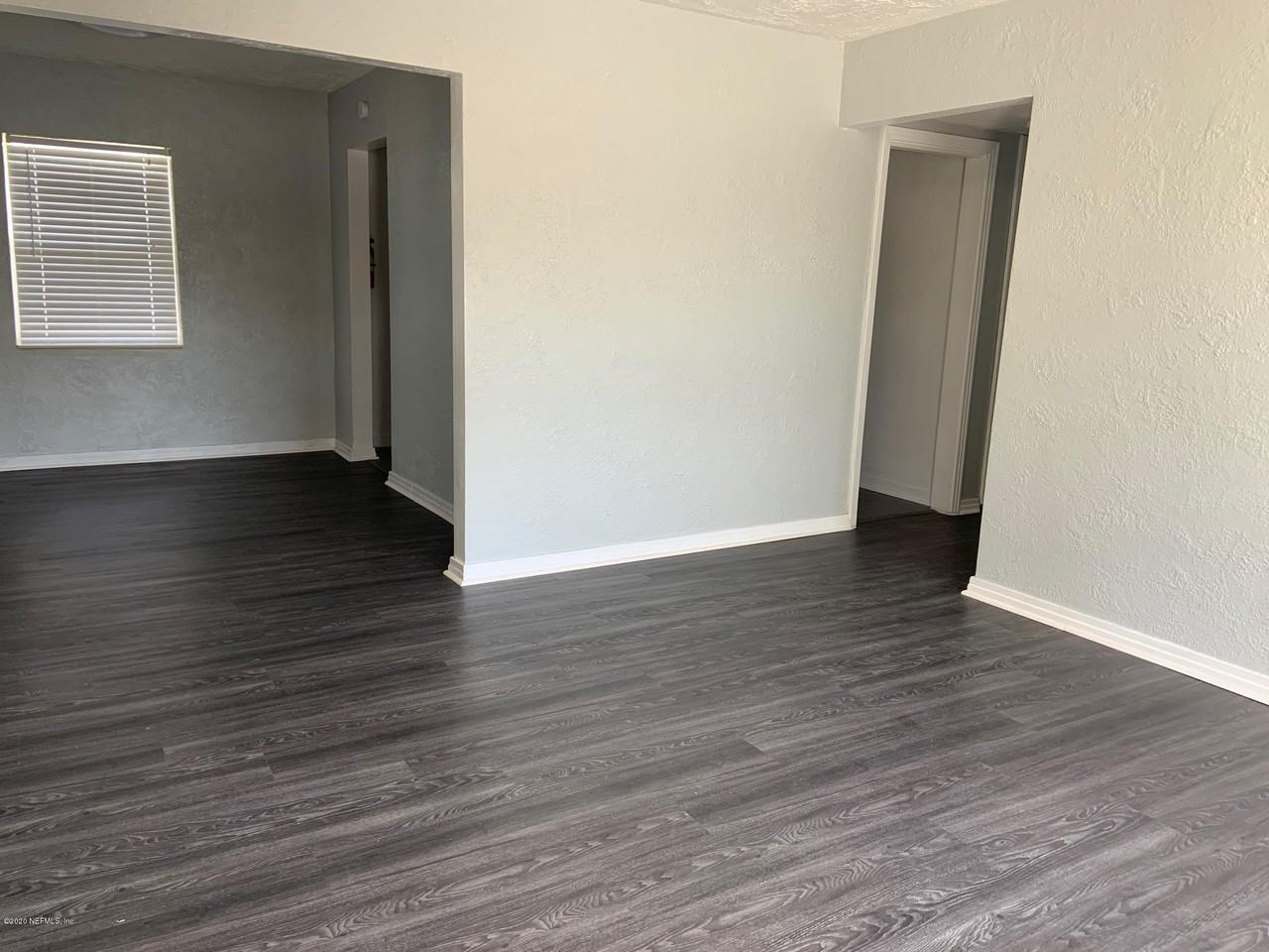 2569 Club Ter - Photo 2 of 15