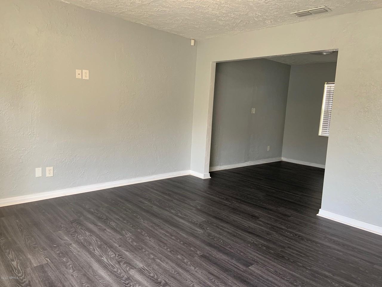 2569 Club Ter - Photo 3 of 15