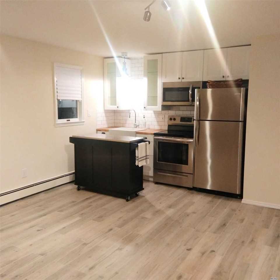 10 Hegemans Lane - Photo 3 of 11