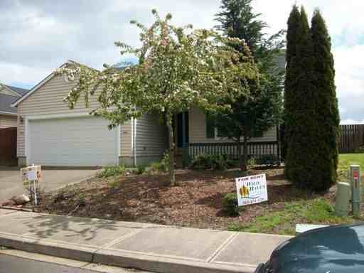 2192 SW Mc Bee Ln - Photo 2 of 2