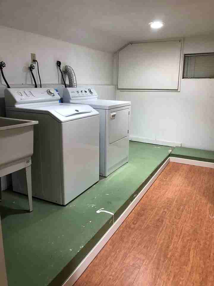 4126 Gilpin Crescent - Photo 2 of 7