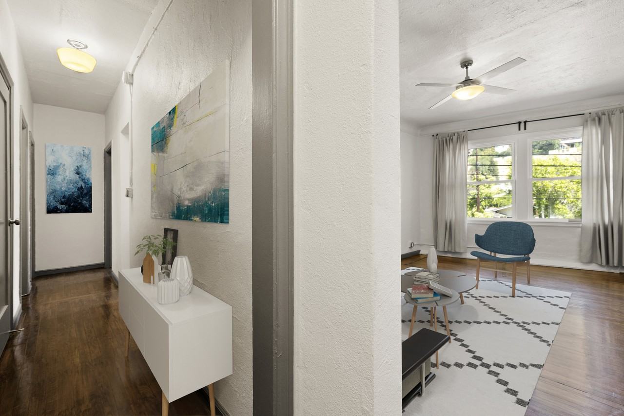 Del Mor Apartments - Photo 2 of 22