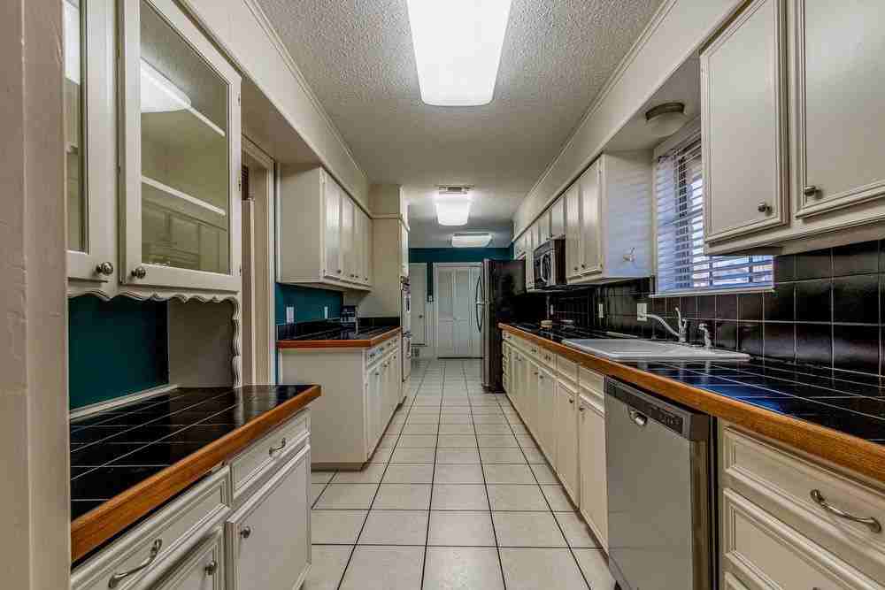 5237 Byers - Photo 2 of 13