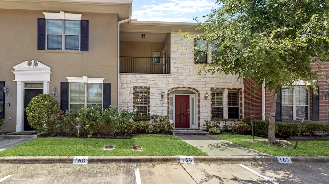 168 Forest Drive - Photo 3 of 13