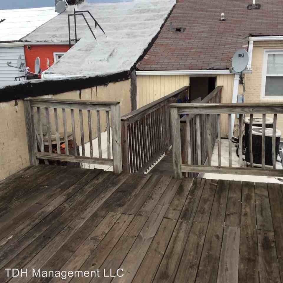 2237 Eastern Ave - Photo 3 of 14