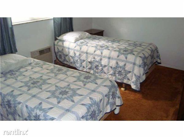 2838 Madison St - Photo 3 of 4