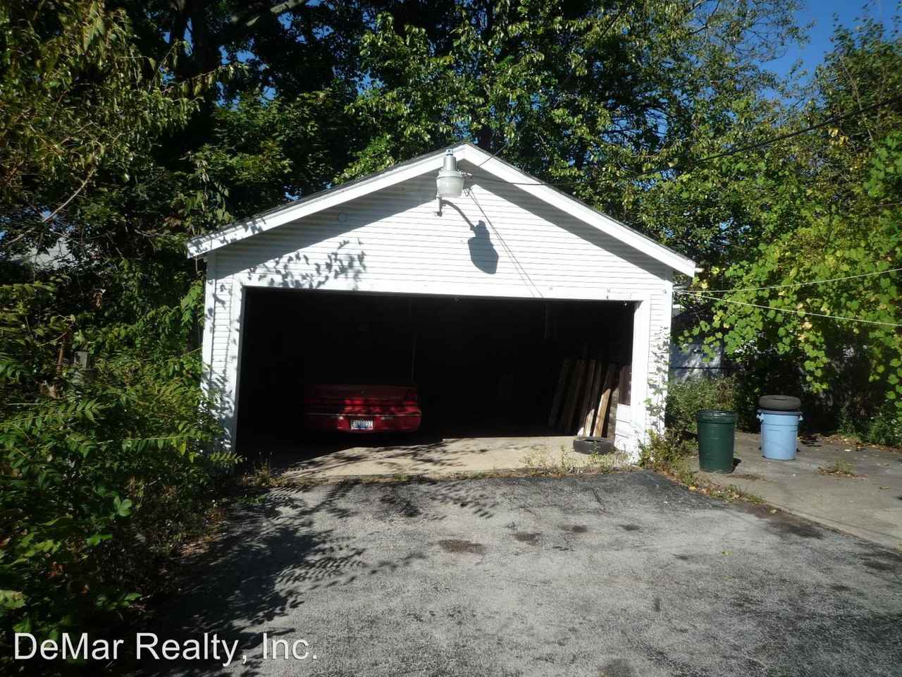 138-140 Hilton Ave - Photo 3 of 3