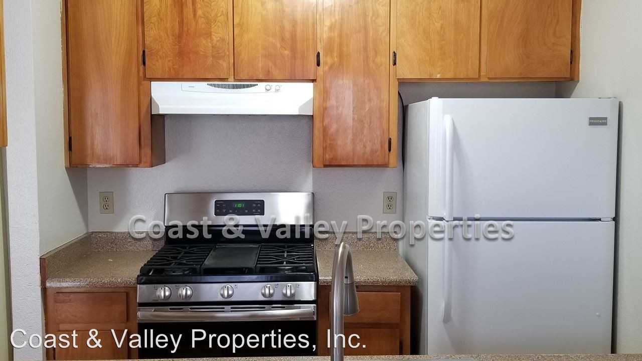 10541 Geil St. - Photo 3 of 10