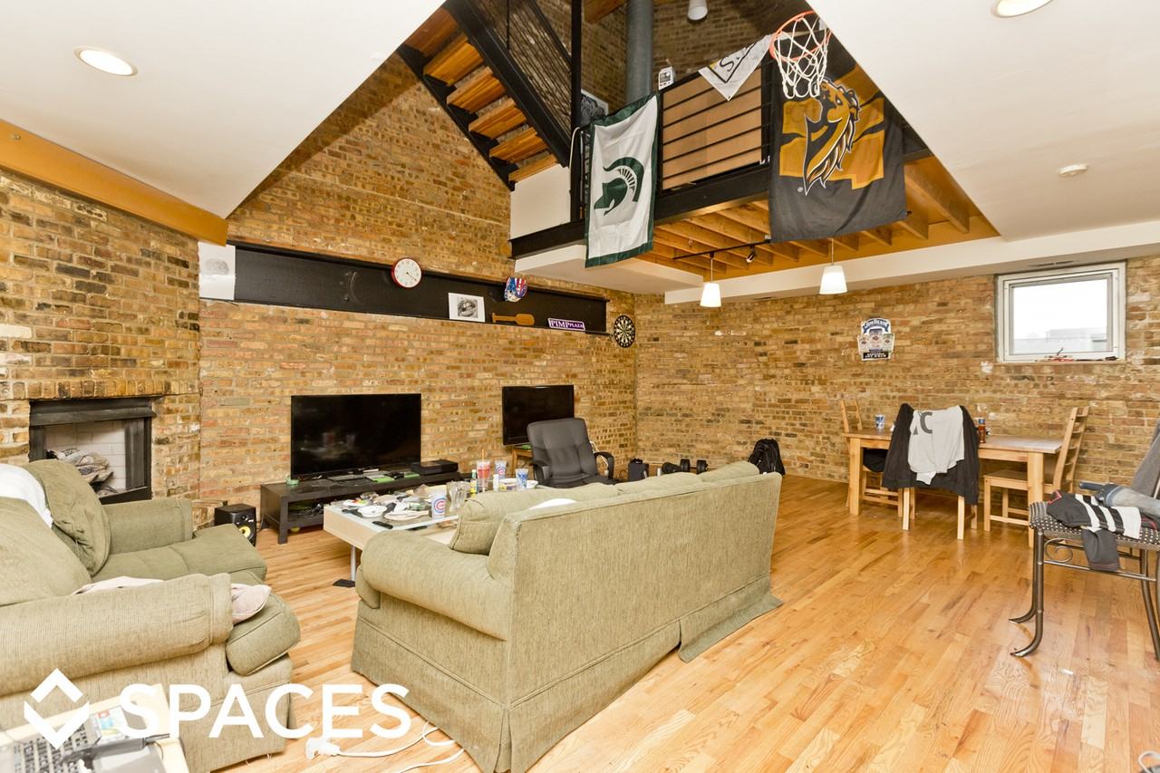 933 West Irving Park - Photo 3 of 18