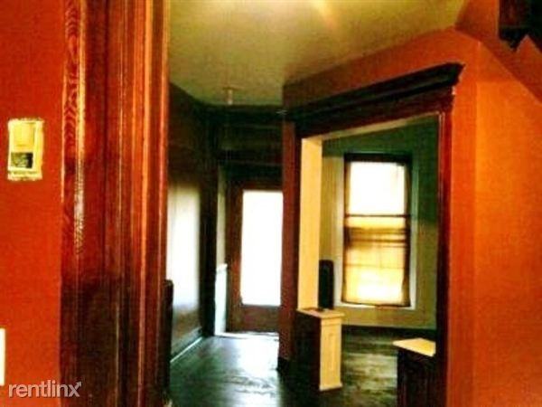 1947 E 31st St - Photo 3 of 6