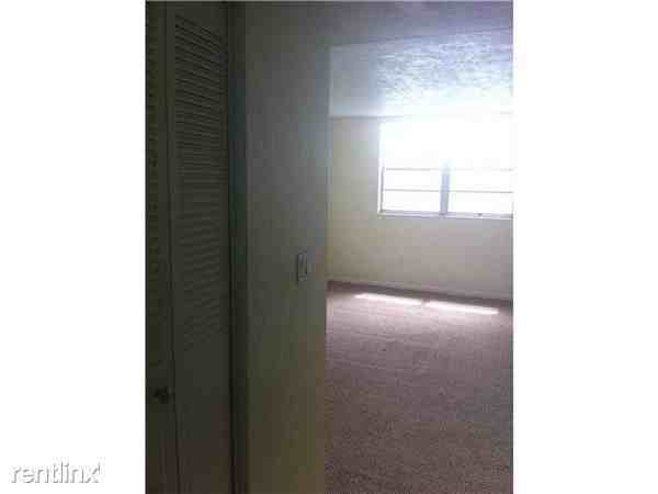 7300 NW 17th St - Photo 3 of 8