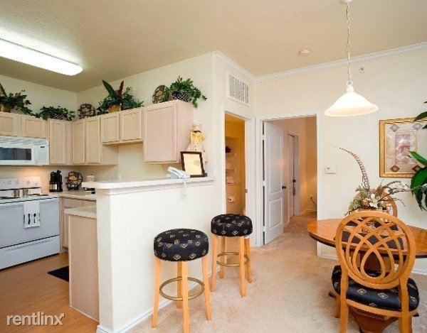 2041 W Hebron Pkwy