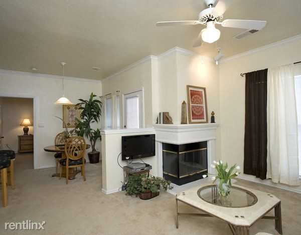 2041 W Hebron Pkwy Apartments in Indian Creek, Carrollton, TX 75010