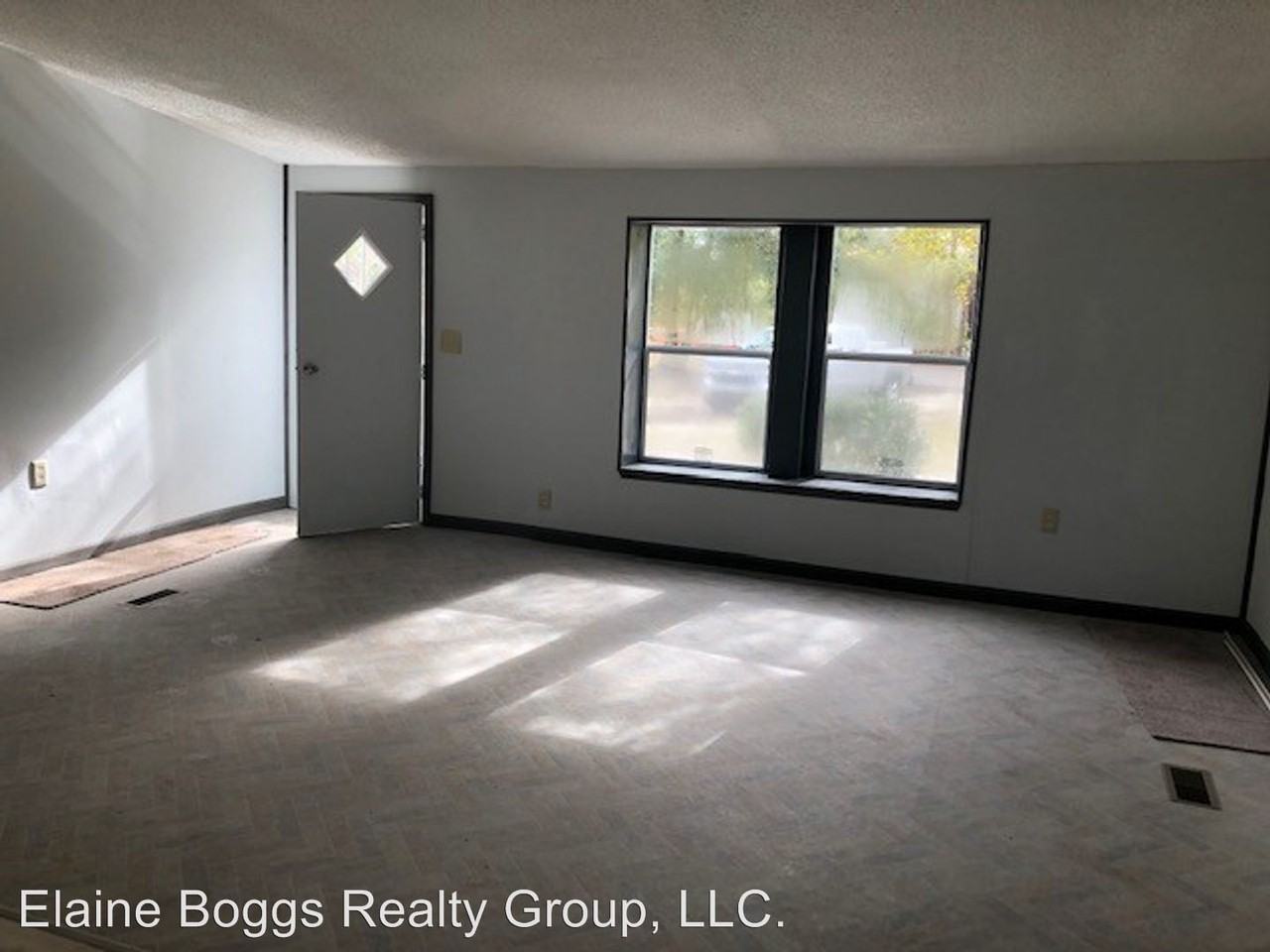 66 Peach Street - Photo 3 of 29