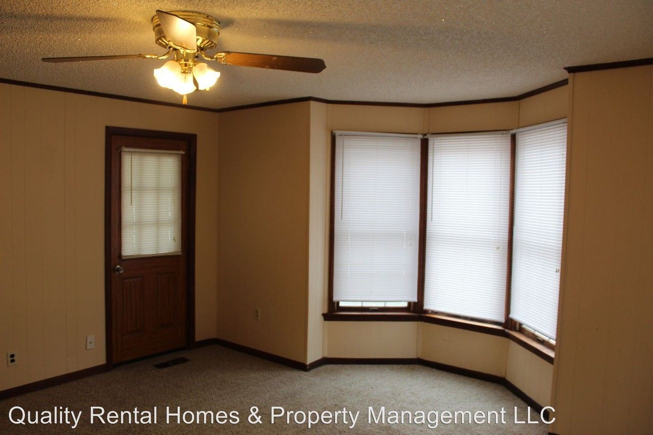 3576 S Hadley Rd - Photo 2 of 20