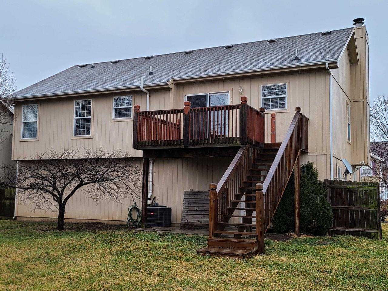 22016 Gracie Dr - Photo 3 of 26