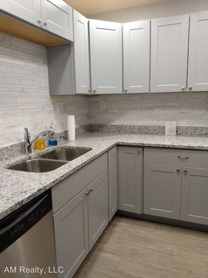 7992 Shady Oak Trail #122