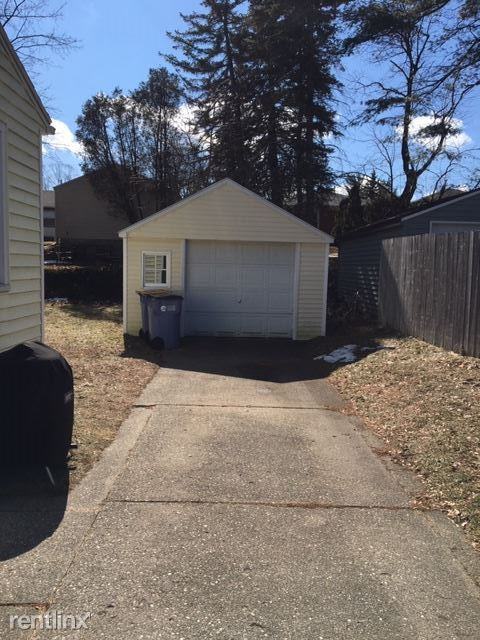 1852 Adams St Se - Photo 3 of 3