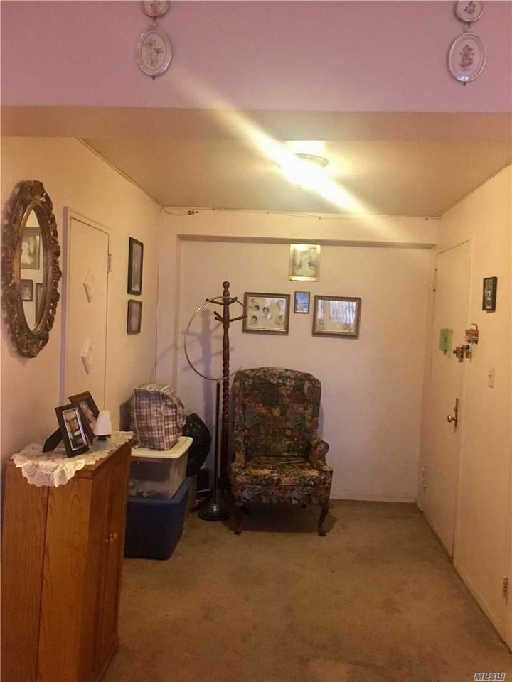 8429 84-29 155 Ave #2k - Photo 3 of 13