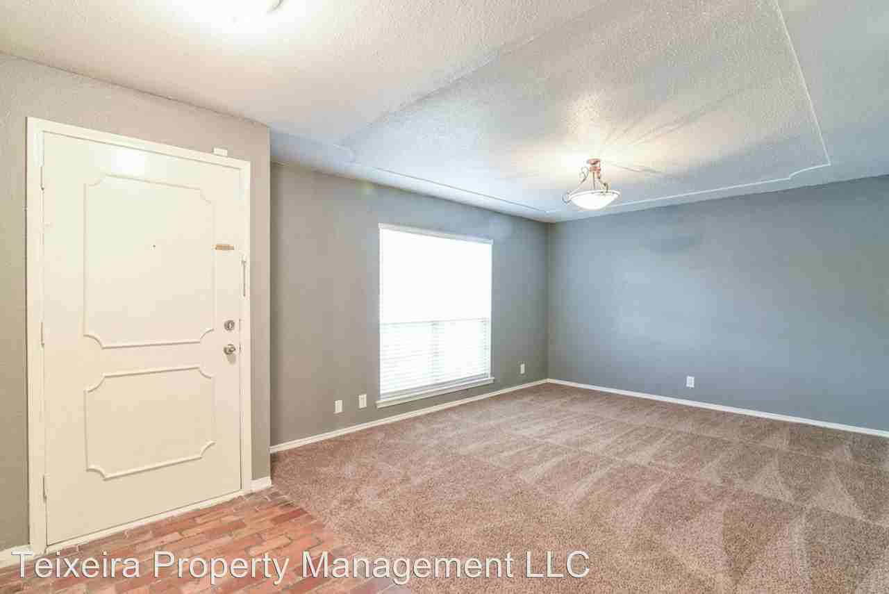 1700 Scenic Dr - Photo 2 of 31