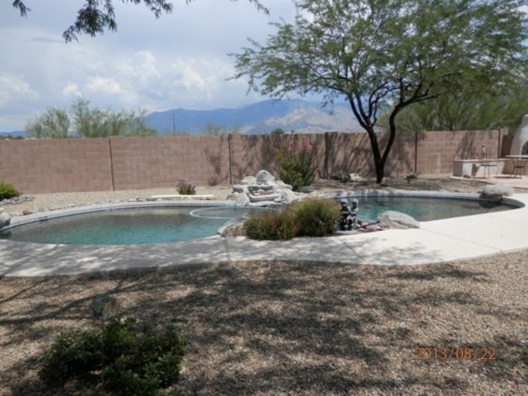11962 Crescendo Dr - Photo 3 of 6