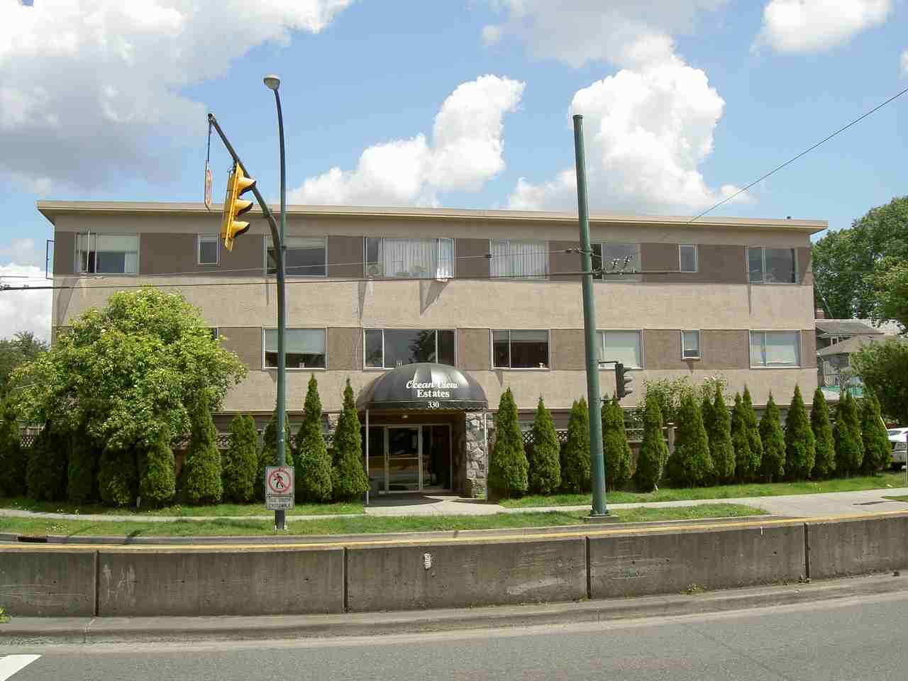 330 N Nanaimo St, Vancouver, BC V5K 1G8 Studio Apartment for Rent