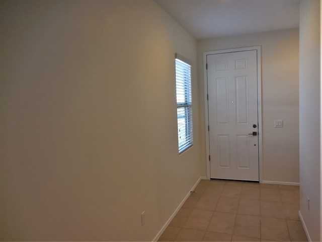 944 E Empire Canyon Ln - Photo 2 of 19