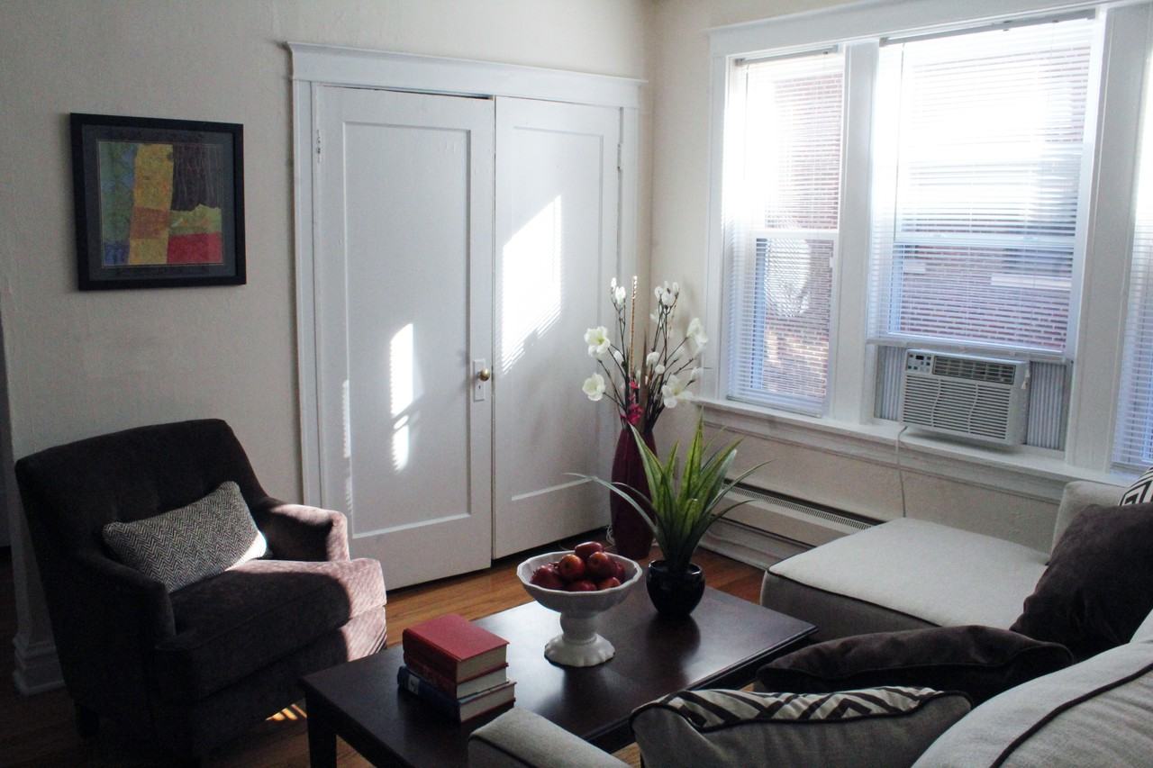 Oak Park - Photo 3 of 17