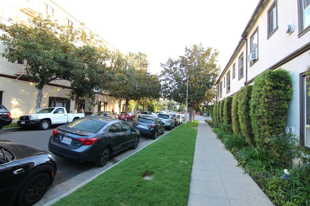 Sanborn Ave. & N. Hoover St. - Photo 2 of 25