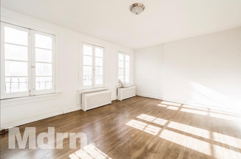 E 66th St #7A - Photo 3 of 5