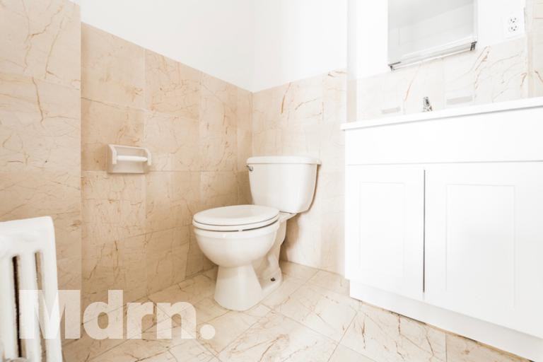 E 66th St #7A - Photo 4 of 5