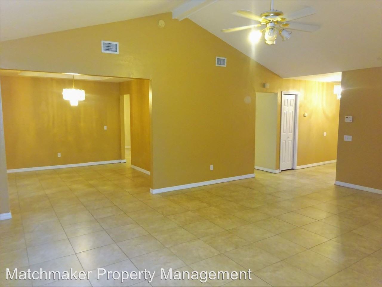 305 Nw 28th St. - Photo 3 of 20
