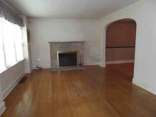 6645 N Odell Ave - Photo 2 of 8