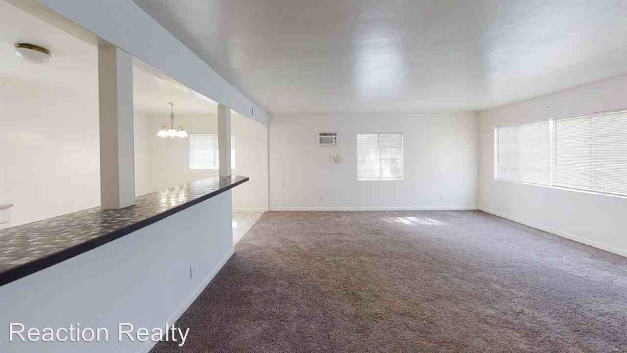 2291 S. Artesia St. - Photo 2 of 9