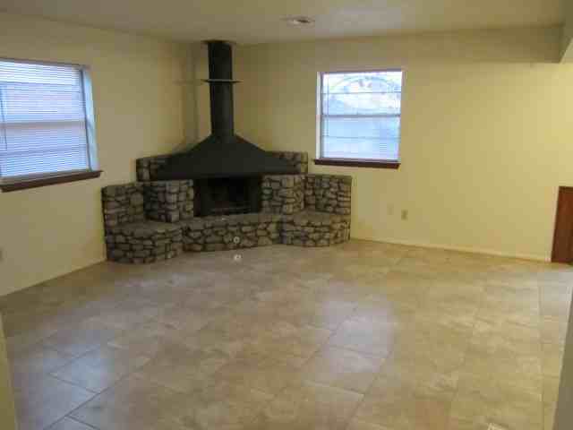 7520 Northwest 28th Street - Photo 2 of 14