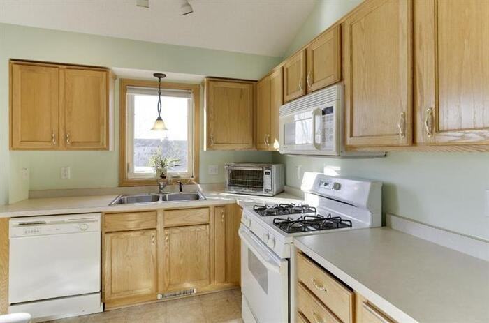 604 12th Street - Photo 2 of 17