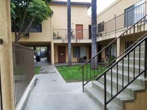 7901 Duchess Terrace - Photo 2 of 17