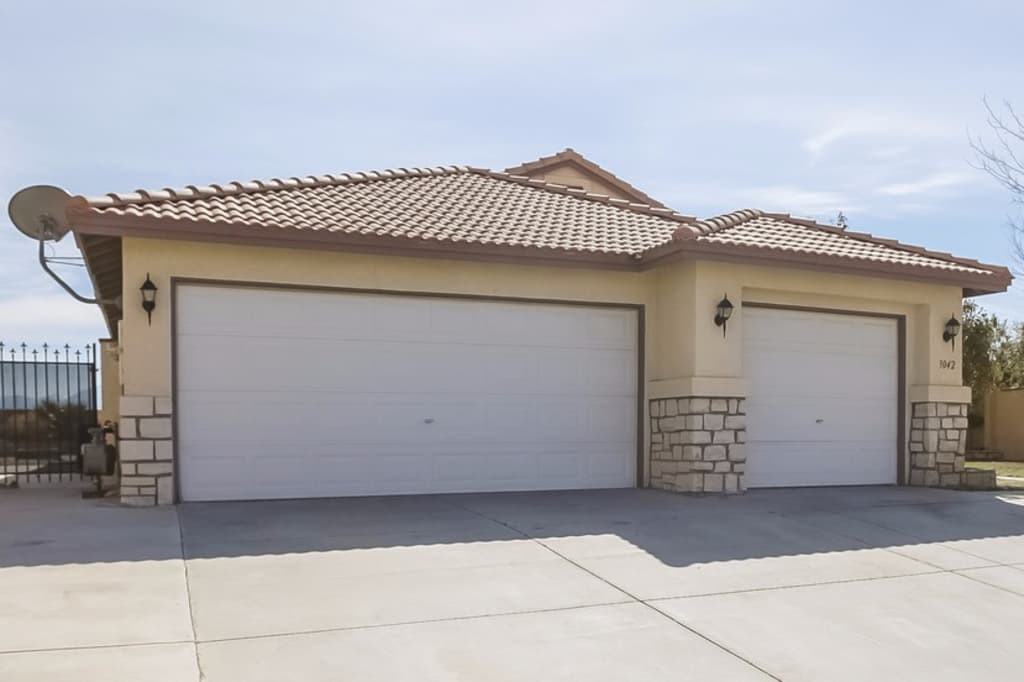 3042 Purple Sage Ln - Photo 2 of 22