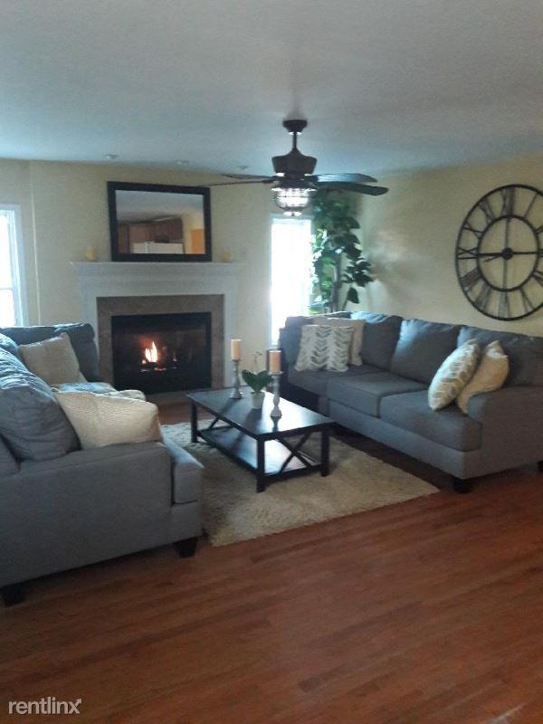 8743 Orchard Ave - Photo 2 of 3