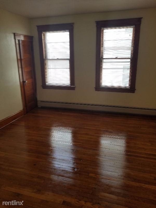 29 Cabot Street 3rd Floor, New Britain, CT 06053 2 Bedroom ...