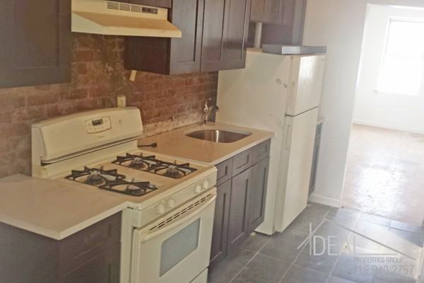 364 Tompkins Ave 4 - Photo 2 of 5